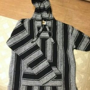 Earth Ragz B&W Poncho